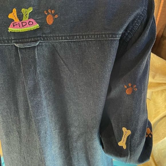 Quacker Factory Fido Dog Blue Denim Rhinestone Beads Button Up Shirt - Picture 6 of 10